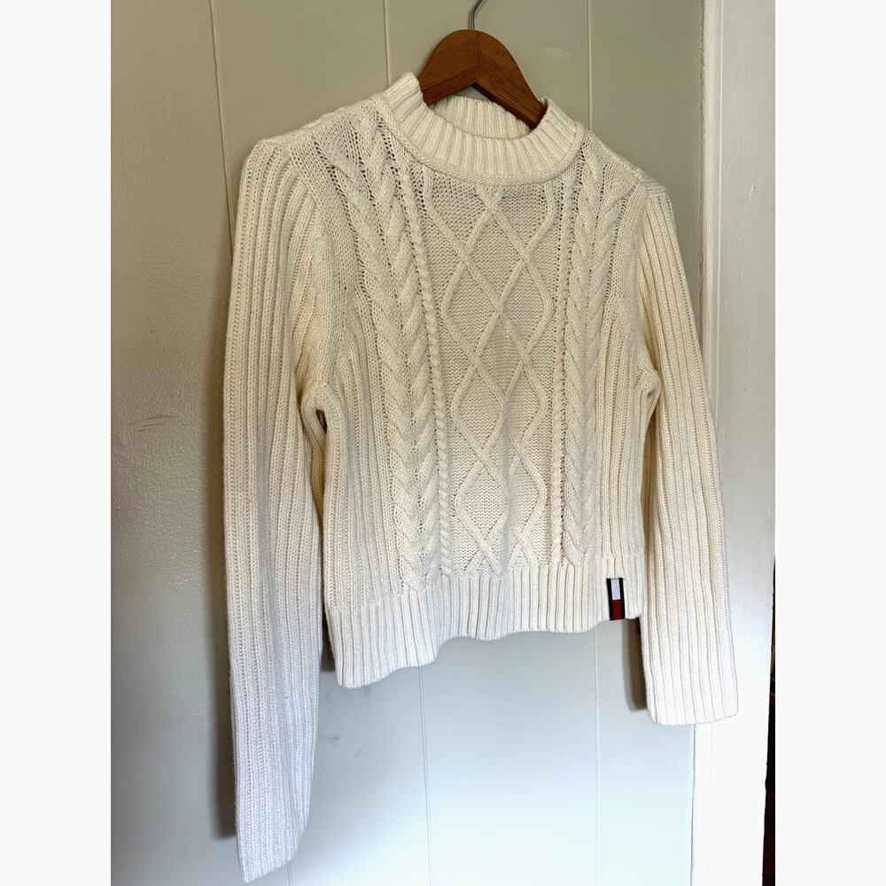Tommy Hilfiger White Cropped Sweater Size M